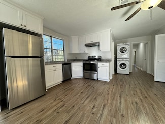2019 N Thompson St Unit B, Conroe, TX 77301