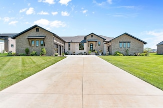 3972 E Dunrobin Dr, Springfield, MO 65809