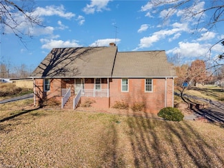 1030 Carico Ln, Tobaccoville, NC 27050