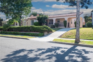 9101 S 8th Ave, Inglewood, CA 90305