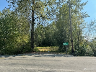 28117 104th St E, Prairie Heights, WA 98321