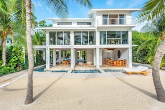 60 Ocean Front Dr, Key Largo, FL 33037