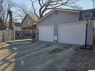 1032 N Georgia Ave, Mason City, IA 50401