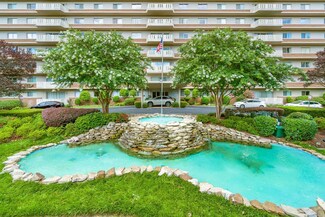 1960 N Parkway Unit 702, Memphis, TN 38112