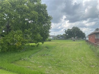 3228 Columbus St, New Orleans, LA 70114