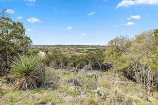 504 Deer Run Rd, Horseshoe Bay, TX 78657