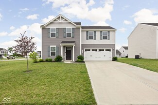 9735 Oak Grove Dr, Pendleton, IN 46064