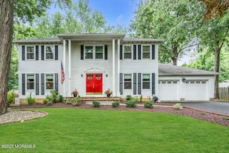 19 Bartlett Ct, Matawan, NJ 07747
