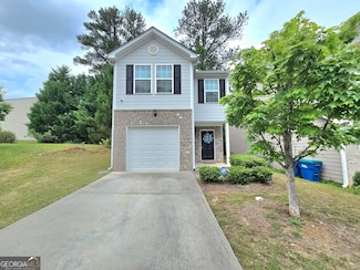 2365 Hackamore Dr, Atlanta, GA 30349