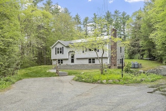 306 Ash Swamp Rd, Newmarket, NH 03857