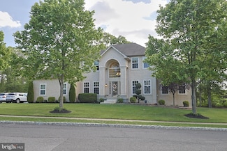 1 Longfellow Ln, Hainesport, NJ 08036