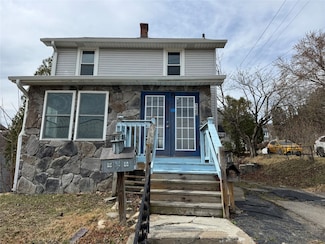 125 Bermond Ave, Endicott, NY 13760
