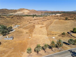 405 Gunnerson St, Lake Elsinore, CA 92530