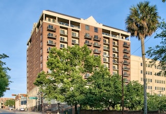 215 W College Ave Unit 410, Tallahassee, FL 32301