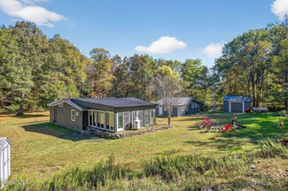 40 Paddock Rd, East Durham, NY 12423