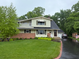 3606 Saint Andrews Ct, Racine, WI 53405