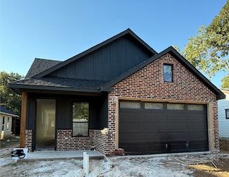 4944 Dunbar St, Fort Worth, TX 76105