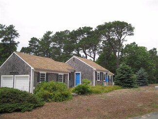 35 Sherwood Rd, Harwich, MA 02645