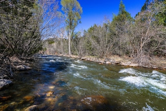 16 Brook Ln, Pecos, NM 87552
