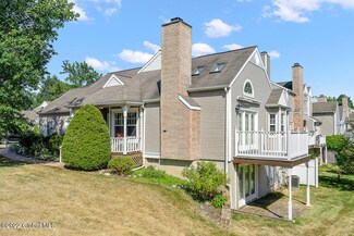 6 Kensington Place, Albany, NY 12209