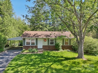 19 Clement Place, Asheville, NC 28805