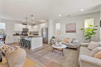 390 N Bellarose Way, Anaheim, CA 92805