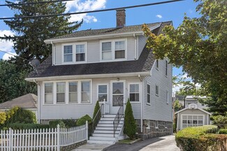 95 Oakland Ave, Quincy, MA 02170