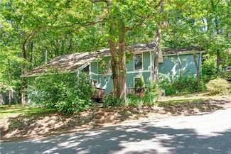 1824 N Applebury Place, Fayetteville, AR 72701