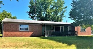 215 Leedy St, Coloma, MI 49038