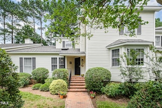 384 Lyndfield Close W, Pittsboro, NC 27312