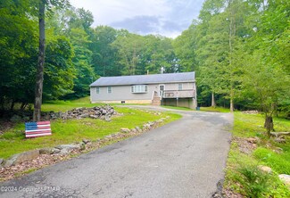 70 E Creek Dr, Lehighton, PA 18235