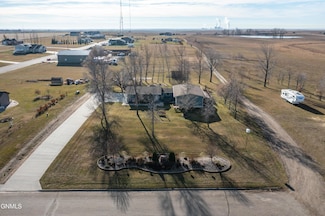 804 2nd St, Underwood, ND 58576