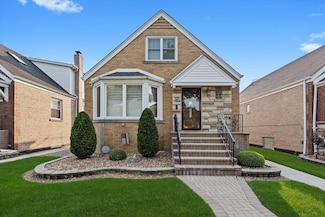 5718 S Natoma Ave, Chicago, IL 60638