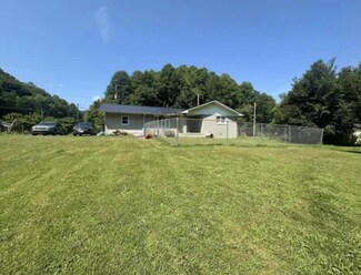 112 Molly Cabin Branch Rd, Martin, KY 41649
