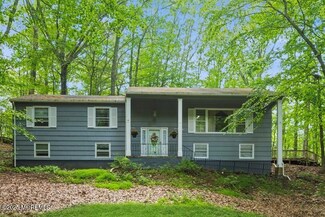 7 Echo Ct, Holmdel, NJ 07733