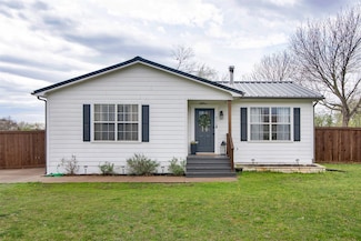 420 Rockcrest Rd, McKinney, TX 75071