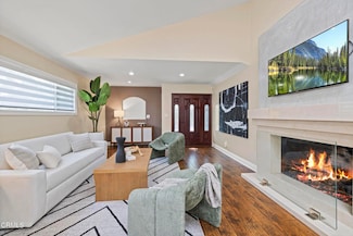 4961 Alcove Ave, Valley Village, CA 91607