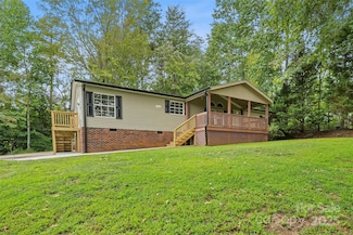 89 Brookwood Dr, Marion, NC 28752