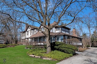 6 Cottage Row, Midlothian, IL 60445