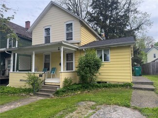 67 Genesee St, Warsaw, NY 14569