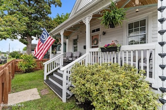 125 S 11th St, Wilmington, NC 28401