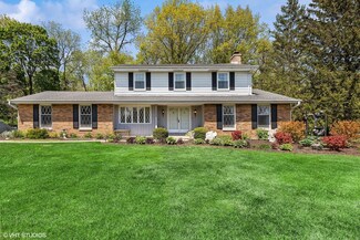 32639 N Forest Dr, Grayslake, IL 60030