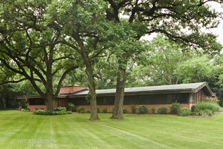 13 Graymoor Ln, Olympia Fields, IL 60461