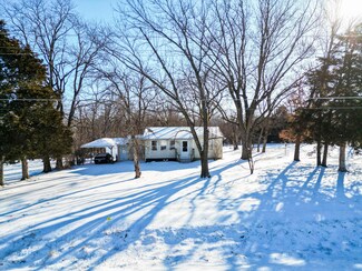 3904 N Hwy Pp, Columbia, MO 65202