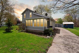 133 Cleveland St, Ionia, MI 48846