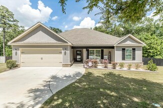 105 Mullin Cir, Perry, GA 31069