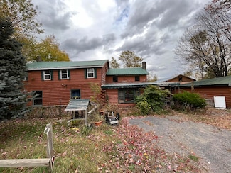 691 State Route 122, Constable, NY 12926