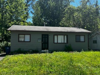 10304 Lord Dr, Saint Louis, MO 63136