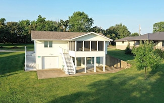 140 Deepwater Loop Unit C-13, Council Grove, KS 66846