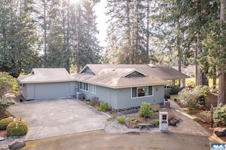 103 Williams Ct, Sequim, WA 98382